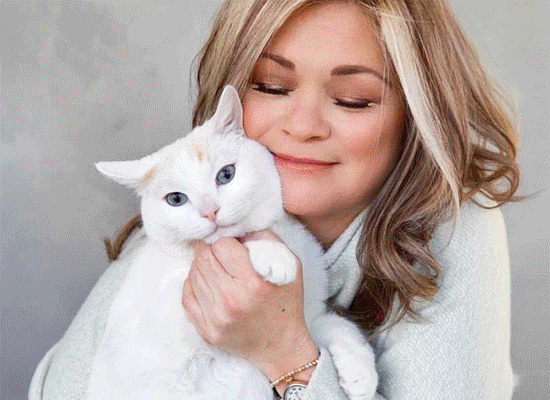 Valerie Bertinelli  on Pet Life Radio